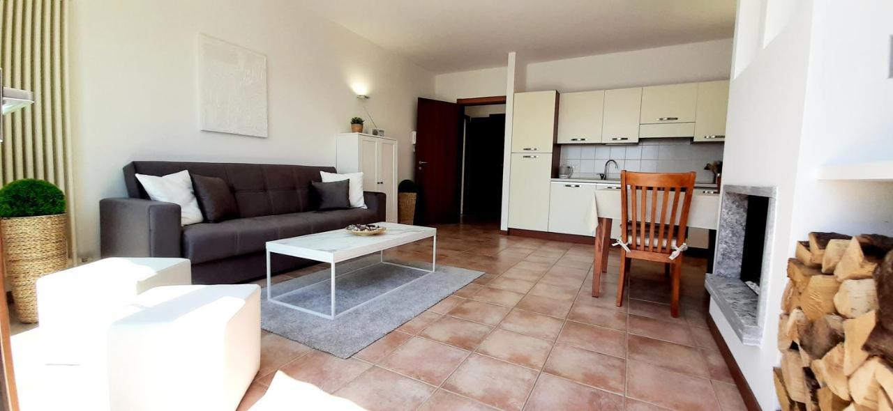 Appartamento Campagnano Maccagno Exterior photo